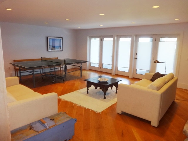 Image of Property Number 663